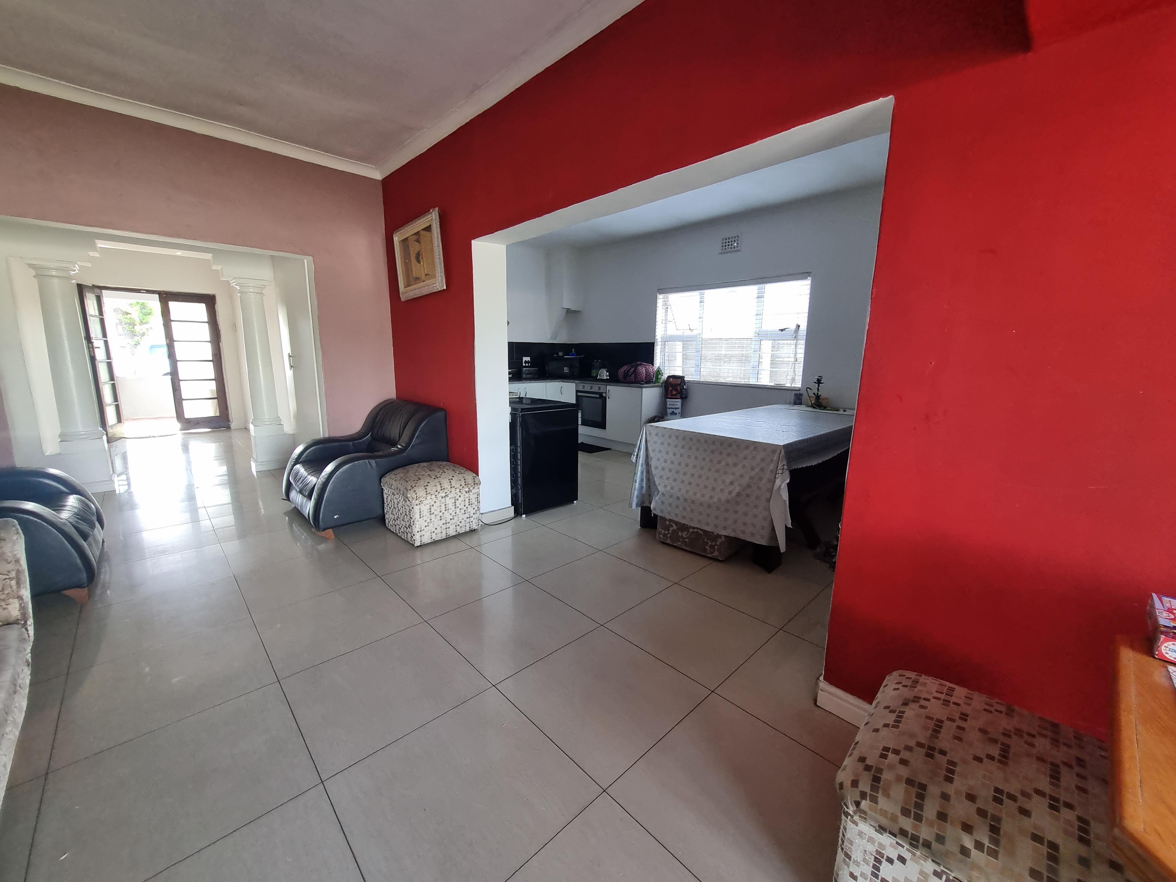 3 Bedroom Property for Sale in Richmond Western Cape